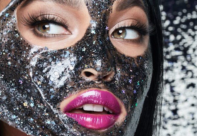 Glitter mask – Meet the beauty trend straight from the Instagram