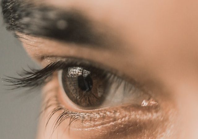 3 Top-Ranked Eyelash Serums [REVIEWS]